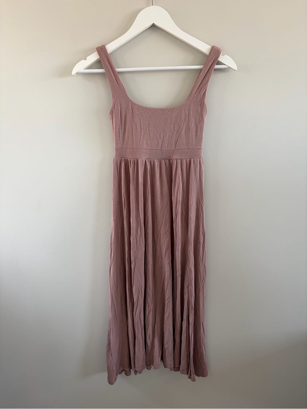 Aritzia Sleeveless Mauve Maxi Dress